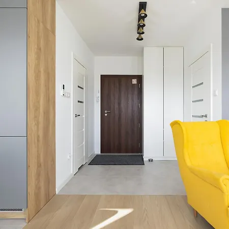 アパート Air-conditioned Seaside With Parking & Balcony By Renters ウストロニエ・モルスキエ