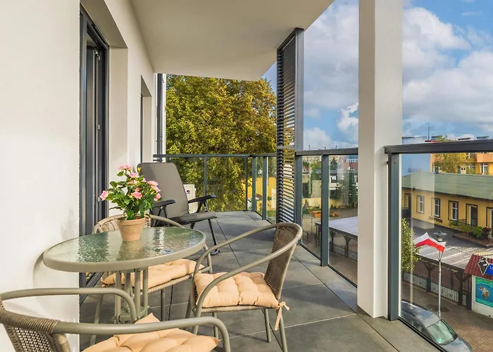 アパート Air-conditioned Seaside With Parking & Balcony By Renters